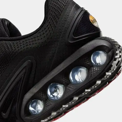 Air Max DN Mens Running Shoes (Black Metallic Dark Grey)