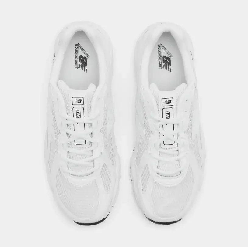 740 Mens Running Shoes (White White) 