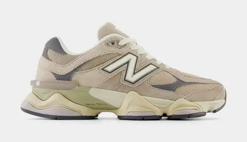 9060 Mens Running Shoes (Beige) EE4E337
