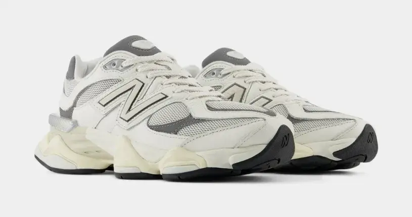 9060 Mens Running Shoes (Sea Salt Castle Rock) 