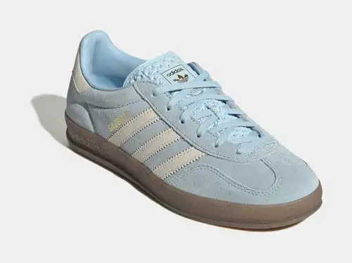 Gazelle Indoor Womens Lifestyle Shoes (Clear Sky/Off White)