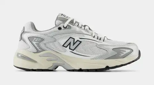 725v1 Mens Running Shoes (White/Metallic Silver/Slate Grey) 2121927