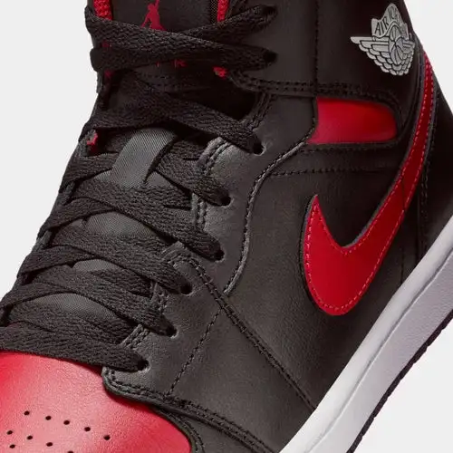 Air Jordan 1 Mid Bred Mens Basketball Shoes (Black/Varsity Red/Summit White) B4CC630