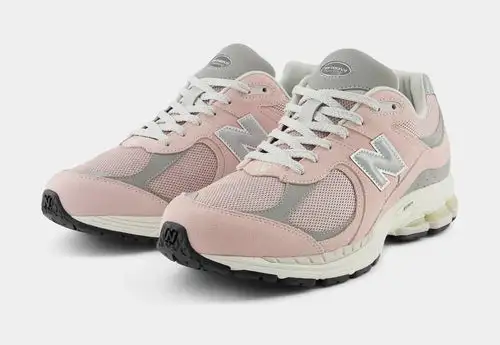 2002R Mens Running Shoes (Orb Pink/Shadow Grey) BC75428