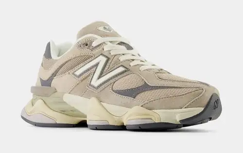 9060 Mens Running Shoes (Beige) EE4E337
