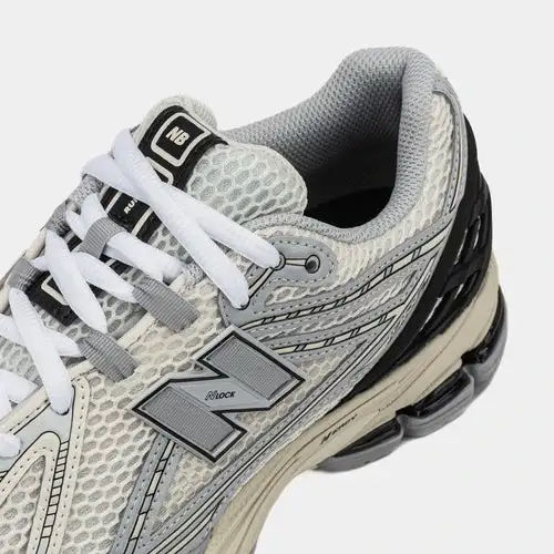 1906R Mens Running Shoes (Beige/Light Grey/White) 1B35232