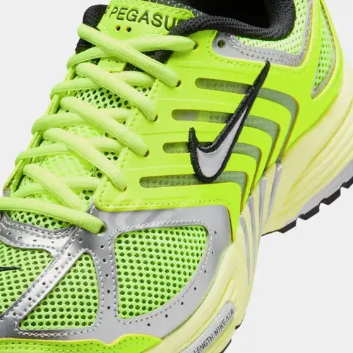 Air Pegasus 2K5 Womens Running Shoes (Volt/Metallic Silver) F629815