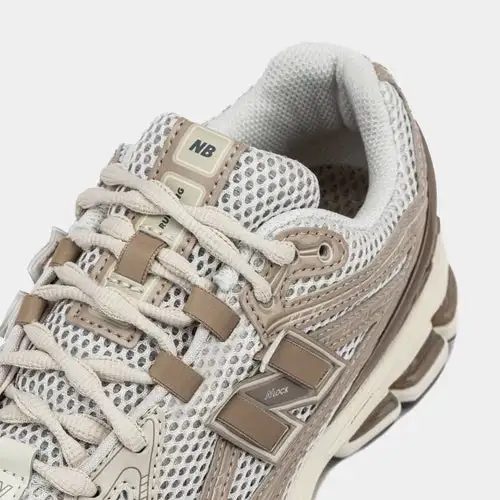 1906R Mens Running Shoes (Cream/Beige/Vachetta) EF15764