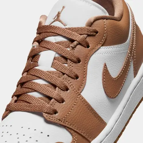 Air Jordan 1 Low Archaeo Brown Womens Lifestyle Shoes (Archaeo Brown/White) 03865