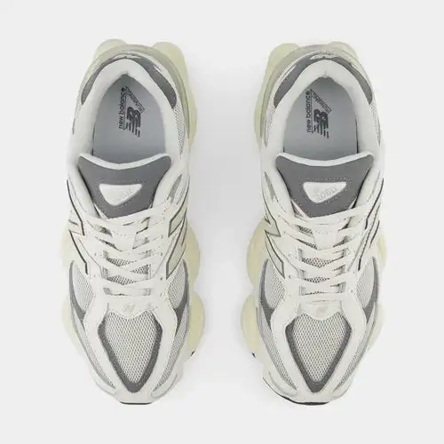 9060 Mens Running Shoes (Sea Salt/Castle Rock) 60B5759