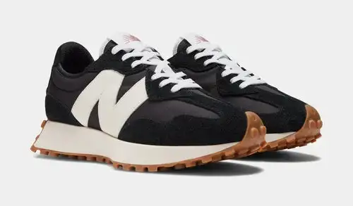 327 Womens Lifestyle Shoes (Black/White/Gum)