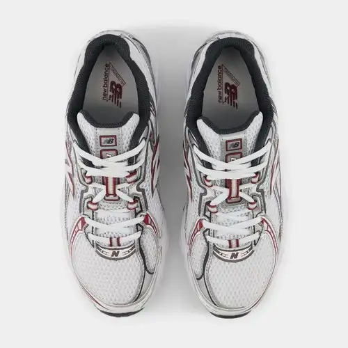 740 Mens Running Shoes (White/Red) 920C576