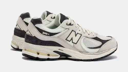 Shoe Palace 30th Anniversary Exclusive 2002R Mens Lifestyle Shoes (White Grey) 