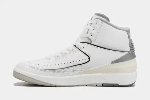 Air Jordan 2 Retro Cement Grey Mens Lifestyle Shoes (White/Grey) A52496