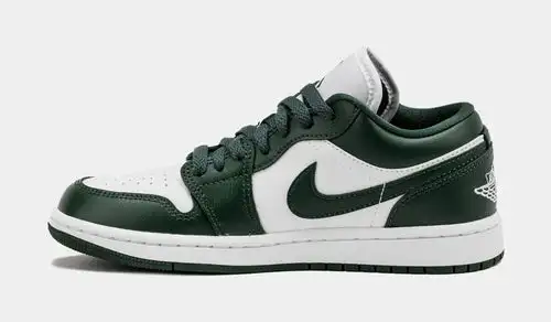 Air Jordan 1 Low Galactic Jade Womens Lifestyle Shoes (White/Galactic Jade) C7701205
