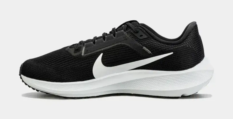 Air Zoom Pegasus Mens Running Shoes (Black) 