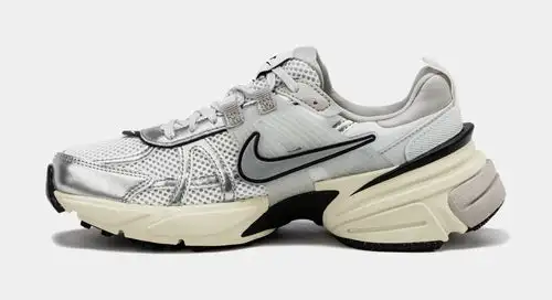 V2K Run Womens Running Shoes (Pure Platinum/Light Iron Ore)