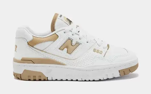 550 Womens Lifestyle Shoes (Beige/White) 935E389