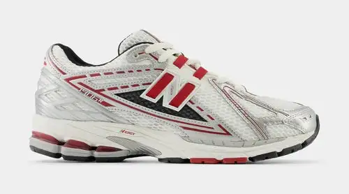 1906R Mens Running Shoes (Silver/Red) 437337