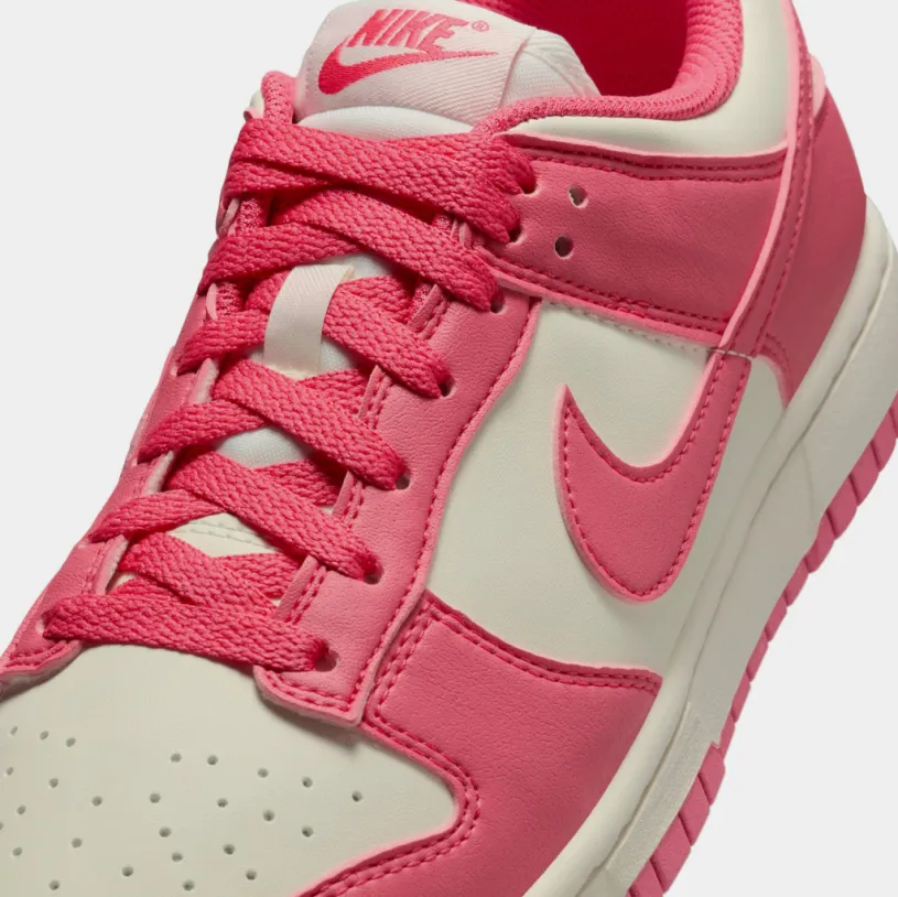 Dunk Low Womens Lifestyle Shoes (Aster Pink/Sail)