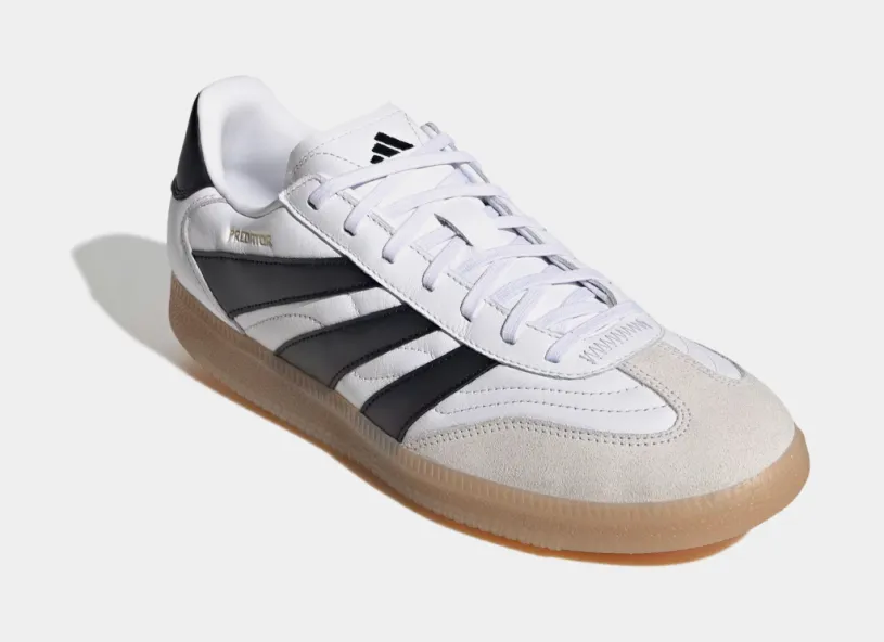 Predator Freestyle Indoor Soccer Mens Lifestyle Shoes (Cloud White/Core Black/Gold Metallic)