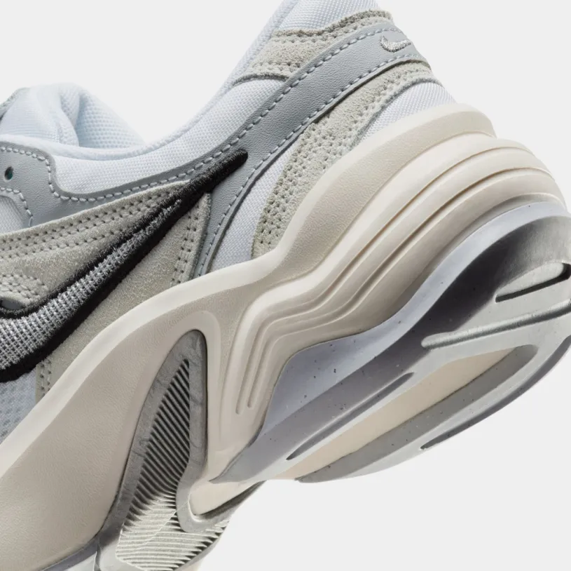 AL8 Metallic Silver Womens Running Shoes (Silver White) 