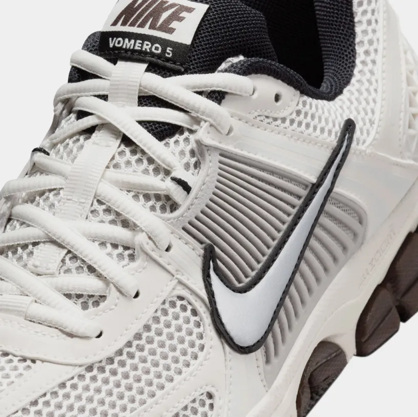 Vomero 5 Womens Running Shoes (Phantom/Metallic Platinum/Light/Iron Ore)