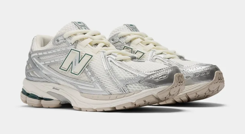 1906R Mens Running Shoes (Silver/Sea Salt)