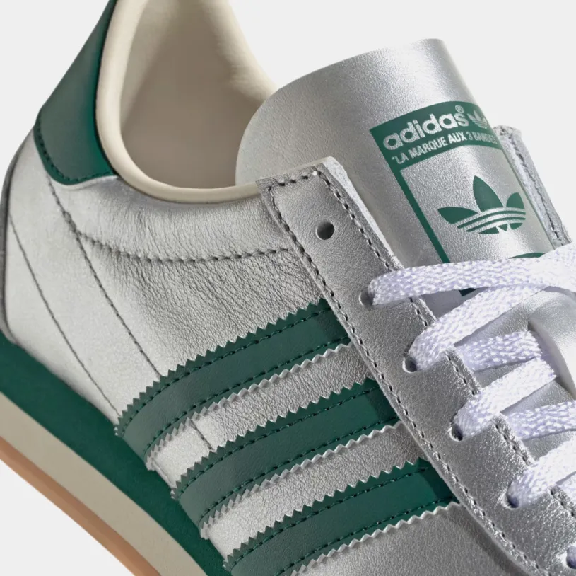 Country OG Womens Lifestyle Shoes (Silver Metallic/Collegiate Green/Cream White)