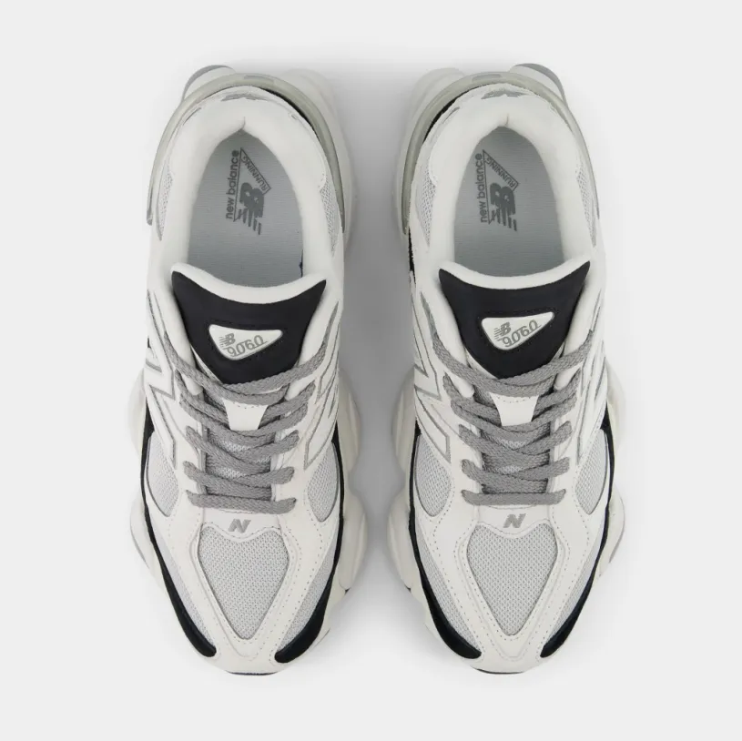 9060 Mens Running Shoes (Grey/Jet Black)