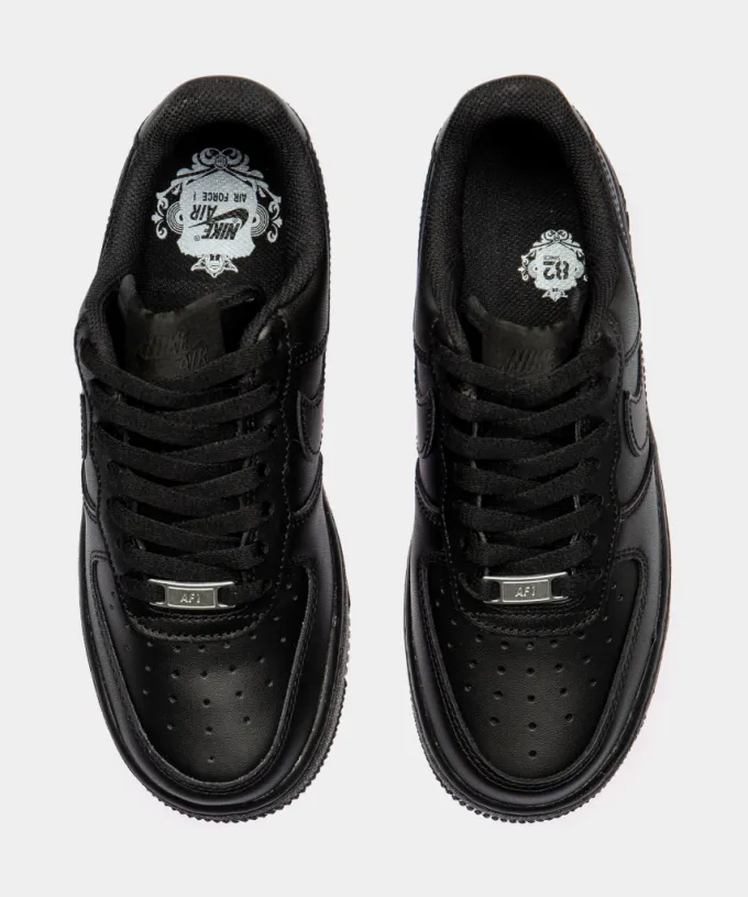 Air Force 1 07 Womens Lifestyle Shoes (Black) 